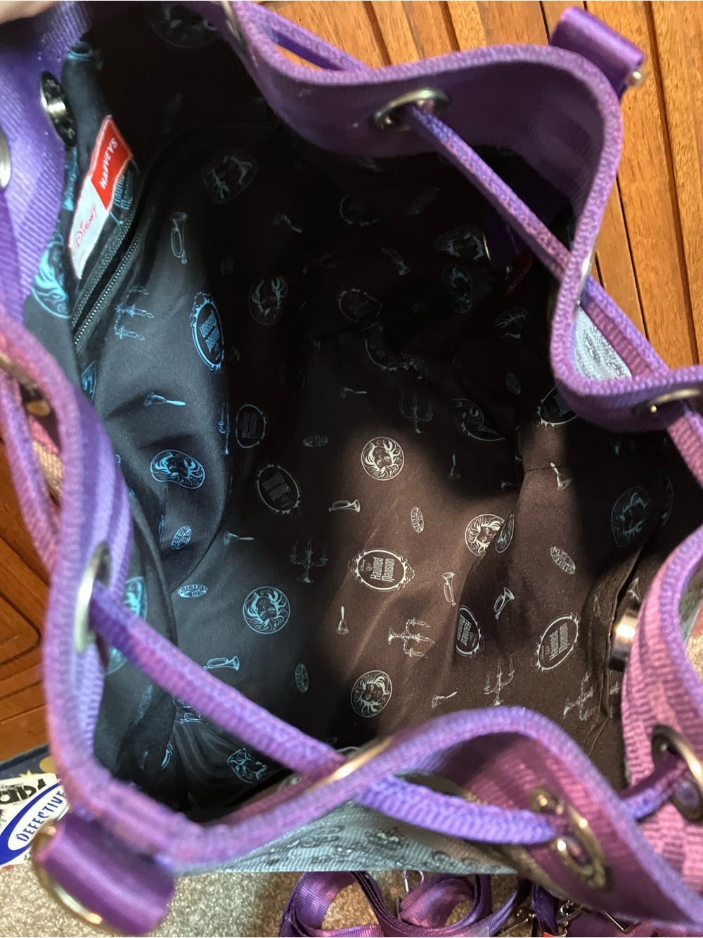 Harvey Seatbelt Disney Haunted Mansion Parkhopper Crossbody Purse - Picture 7 of 7